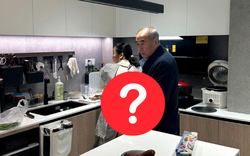 Phóng to ảnh giúp việc với bố chồng trong bếp: Con dâu bật khóc khi hiểu ra