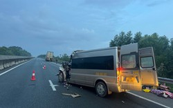 Nguyên nhân vụ xe khách tông xe đầu kéo trên cao tốc làm 11 người thương vong