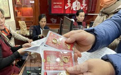 Lỗ nặng vì 'ôm' vàng trên đỉnh giá