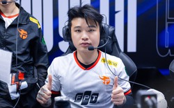 Siêu kinh điển Liên Quân: Team Flash thắng nghẹt thở Saigon Phantom, vững ngôi đầu ĐTDV