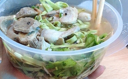Cảnh báo NÓNG: 4 loại bát sau đây khiến cho mỗi bát cơm bạn ăn vào chẳng khác nào một bát "thuốc độc" - hại gan, thận và gây ung thư!