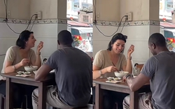 Làm một hành động với khách Tây, quán ăn ở TPHCM khiến dân tình thốt lên “không có ở bất kỳ nơi nào trên thế giới”