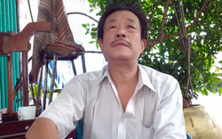 Nghệ sĩ bị đuổi việc vì để mic đụng vào nón “nữ hoàng cải lương”: Phải bán cà phê cóc, vợ bỏ đi
