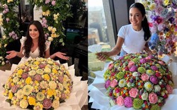 Bà mẹ ba con làm hoa từ bánh cupcake gây sốt khắp thế giới