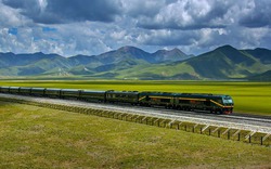 Chuyến tàu chạy hơn 4.000km qua 15 thành phố, đi mất gần 2 ngày: Du khách nhận xét "không bao giờ quên"