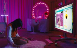 1 tỷ lượt xem toàn cầu, kiếm 10.000 USD mỗi tháng: Nghề này kiếm nhiều tiền nhưng có nhiều góc khuất khủng khiếp