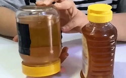 Lật ngược chai mật ong là biết ngay thật hay giả? Có 6 mẹo chọn mật ong người bán không muốn bạn biết