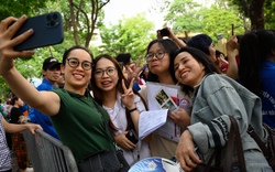 Kết thúc ngày đầu tiên thi vào lớp 10 tại Hà Nội: Sĩ tử phấn khởi vì đề vừa sức, đã sẵn sàng cho môn cuối cùng!