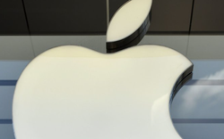 Vừa triệt phá đường dây buôn sạc Apple 'nhái' quy mô hàng trăm tỷ đồng: Thu giữ hơn 373.000 bộ sạc đang chuẩn bị tuồn ra thị trường, xuất xứ chủ yếu từ Trung Quốc
