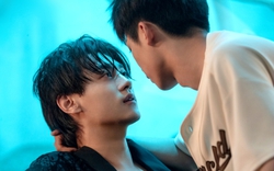 Cấm sóng “hot boy đam mỹ” bị 5 cô gái phốt không ngừng nghỉ, bạn diễn phất được 10 ngày cũng chung cảnh ngộ
