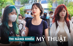 Chùm ảnh: Thí sinh Mỹ thuật "tay xách nách mang" bước vào kỳ thi khác biệt nhất năm