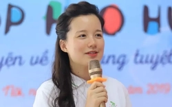 Khủng hoảng của Làng Háo Hức và MC Minh Trang