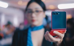 Galaxy Z Flip7: Biểu tượng thời trang nay gói trọn cả sức mạnh AI trong lòng bàn tay