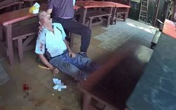 Đang nhổ cỏ, người đàn ông 67 tuổi gặp sự việc đáng sợ