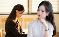 Sốc trước "visual" của nữ thủ khoa đạt 30 điểm tuyệt đối Toán, Lý, Hóa: Người đâu đã xinh như tiên còn giỏi thế này