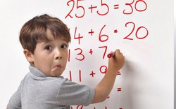 Nghiên cứu: Bắn điện vào não để giải toán giỏi hơn