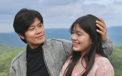 Bất ngờ tiễn con gái Suri sang Úc du học, NS Nguyễn Văn Chung đau lòng vì sự cố xảy ra ngay trước giờ bay