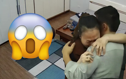 Nhận được điểm thi đại học, nam sinh khoá trái cửa phòng: Mẹ gọi thợ mở ra thì oà khóc