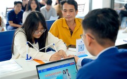 Trường Đại học Văn Hiến dành tặng thí sinh học bổng tương đương 50% học phí học kỳ 1