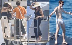 Paparazzi "tóm dính" Victoria diện đồ gợi cảm chào đón con út và bạn gái, Cruz học David Beckham khoe thân gây sốc!