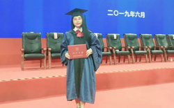 Nữ sinh duy nhất của ngành học "vô hình": 4 năm không bạn bè, tốt nghiệp chụp ảnh một mình nhưng tương lai ai cũng mơ