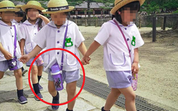 Đeo bình nước bên người, bé trai phải cắt bỏ tụy và lá lách