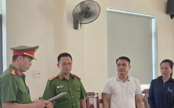 Hiệu trưởng nâng điểm thi, tráo vị trí thủ khoa: Gian lận có tổ chức trong môi trường giáo dục?