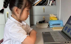 Bà mẹ Biên Hoà "xin": Đừng ra đề bài tả về MẸ được không? Đọc tờ giấy đính kèm mà cười 3 ngày chưa xong!