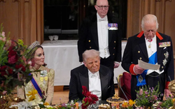 Ông Donald Trump ngồi cạnh Vương phi Kate tại quốc yến: Lời khen “xinh đẹp đến rụng rời” gây bão truyền thông