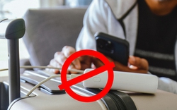 13 hãng bay cấm dùng pin sạc dự phòng trên máy bay, khách Việt nên lưu ý!