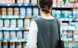 Từ “nghe review” sang “nghiên cứu luôn thành phần”, mẹ GenZ nâng cấp hành trình chọn sữa