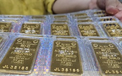 Sáng 6-9, giá vàng miếng SJC tự do tăng bất thường, vượt 143 triệu đồng/lượng