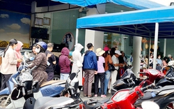 Lại đổ xô mua vàng