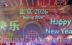 Màn trình diễn ánh sáng và đếm ngược ấn tượng đón năm mới tại Vạn Lý Trường Thành