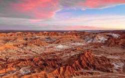 Người đàn ông tự hóa thành xác ướp ở mỏ ngọc Chile