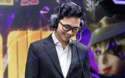 Titan - cựu HLV của Saigon Phantom (SGP) thừa nhận yêu nam giới khi đang có vợ là ai?