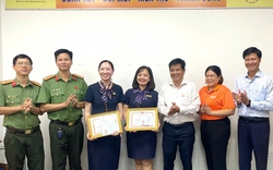 Khách hàng chuẩn bị tất toán sổ tiết kiệm hơn 1 tỷ đồng, 2 nhân viên SHB cùng ngăn lại và được công an trao bằng khen