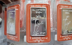 Sốc với giá bạc hôm nay, 14-1, người mua bạc lãi 14 triệu đồng/1 tuần