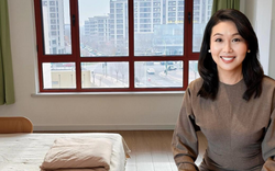 Ngoài 40 tuổi, người phụ nữ sống trong căn nhà gần như trống rỗng và đây là lý do