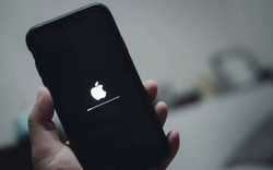 Người dùng iPhone cần khởi động lại ngay lập tức!