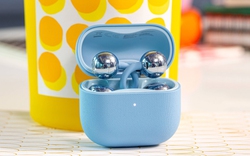 Mẫu tai nghe thiết kế lạ mắt, giá 5 triệu đồng