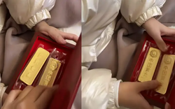 Shipper giao tới 2kg vàng ròng, trị giá hơn 4 tỷ đồng, người phụ nữ lập tức báo cảnh sát vào cuộc: "Tôi rất lo sợ"