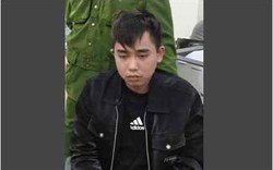 Bạn gái bị đuổi việc, thanh niên sinh năm 2004 đâm bạn trai chủ quán