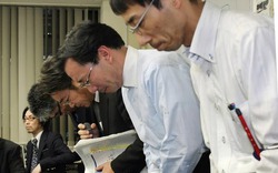 Đi gặp mặt khách, người EQ thấp nói: "Em chào anh", người EQ cao phản ứng khiến sếp phải để ý và thăng chức!