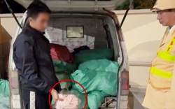 Bí mật bên trong 26 bao tải trên chiếc xe “su cóc” chạy xuyên đêm hướng về nội thành Hà Nội: Thứ được chở bên trong gây rùng mình