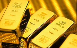 Giá vàng liên tục lập đỉnh, chuyên gia bất ngờ đưa ra khuyến nghị mới