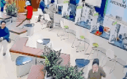 Công an Gia Lai thông tin đặc điểm nhận dạng 2 đối tượng cướp ngân hàng