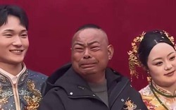 Cha bật khóc trong đám cưới của con gái, câu chuyện phía sau gây xúc động