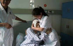 Hai lần cận tử sau trận động đất, người phụ nữ tiết lộ: Một giọng nói bí ẩn đã kéo tôi lại