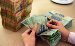 Tiền về tài khoản ngân hàng: 8 khoản tiền này bắt buộc phải đóng thuế nếu không muốn gặp rắc rối